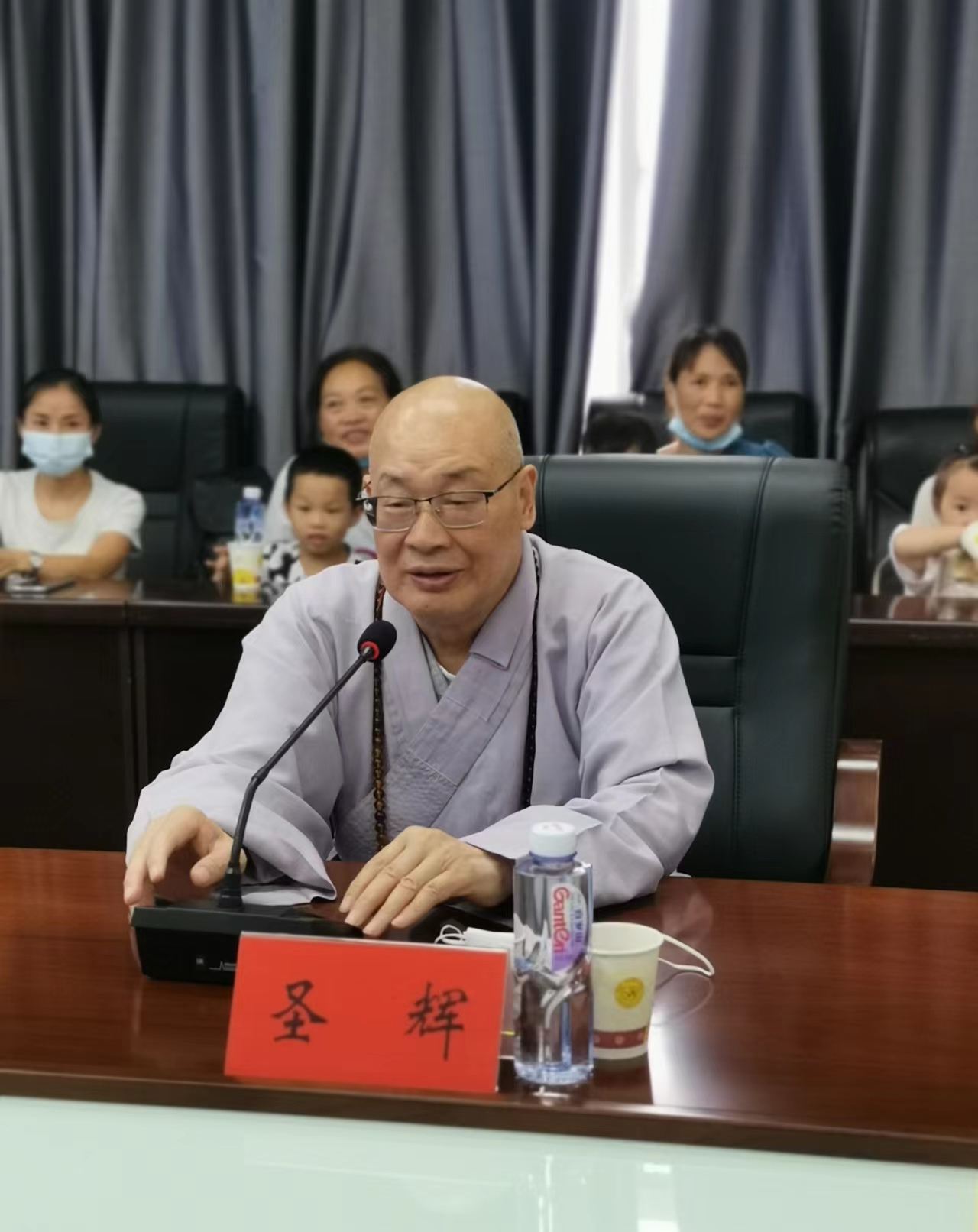 湖南省佛慈基金会“慈善行•湘西州 安居助残”捐赠活动(图3) 湖南省佛慈基金会“慈善行•湘西州 安居助残”捐赠活动(图3)