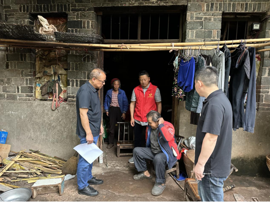 1684727027744923.jpg 284682368.jpg