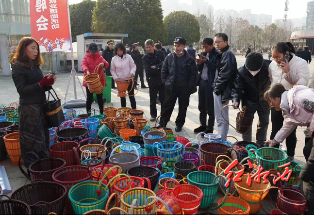 1700616224134401.png 3.png