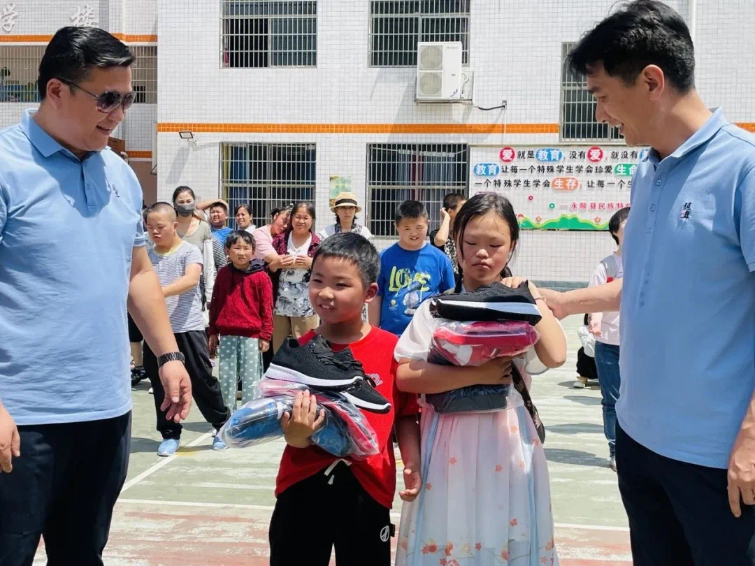 1749524292118423.jpg 1749524292118423.jpg