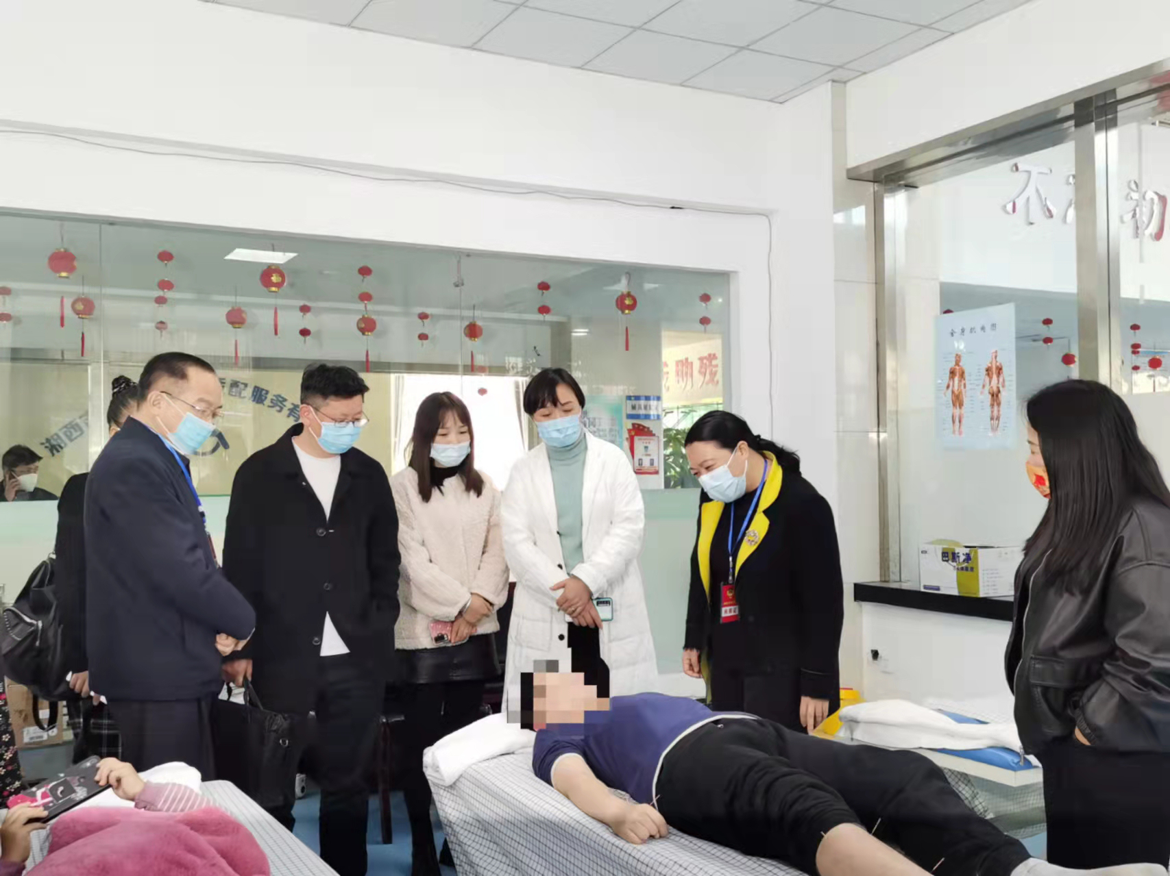 关注残疾儿童康复事业发展  吴凌频、向顶天带队开展州政协十二届六次会议重点提案办理协商(图1)