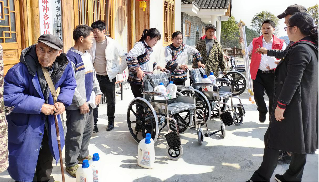 湘西州开展“集爱三湘·清洁家园 美好生活”公益助残活动(图4)