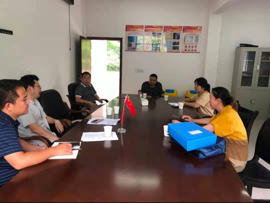 湘西州残联来泸溪督查指导“困难残疾人家庭无障碍改造”工作(图1) 3-21061Q50U34C.jpg